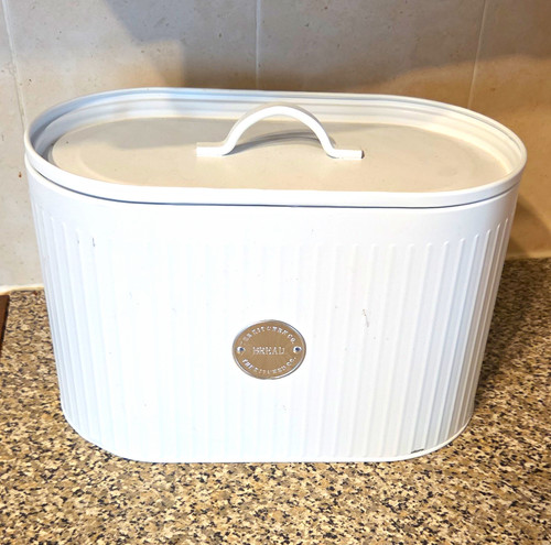 White metal rectangular bread - metal,