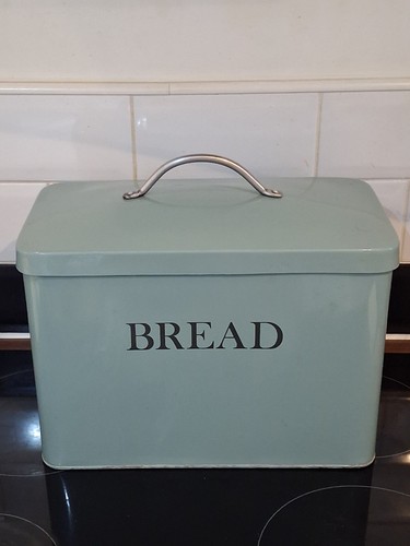 Bread bin with lid - with, light