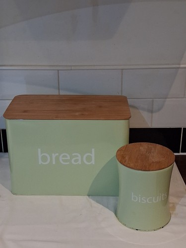 Light green bread bin and - green,